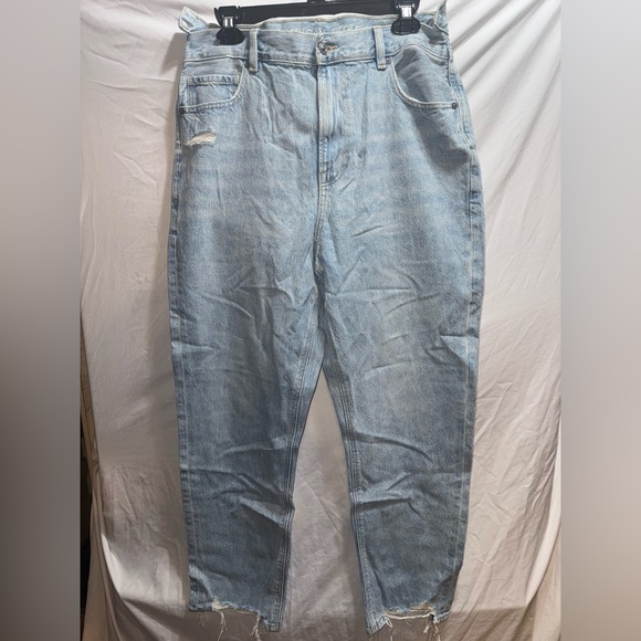 American Eagle Outfitters Denim - American Eagle Outfitters High Rise Light Blue Jeans